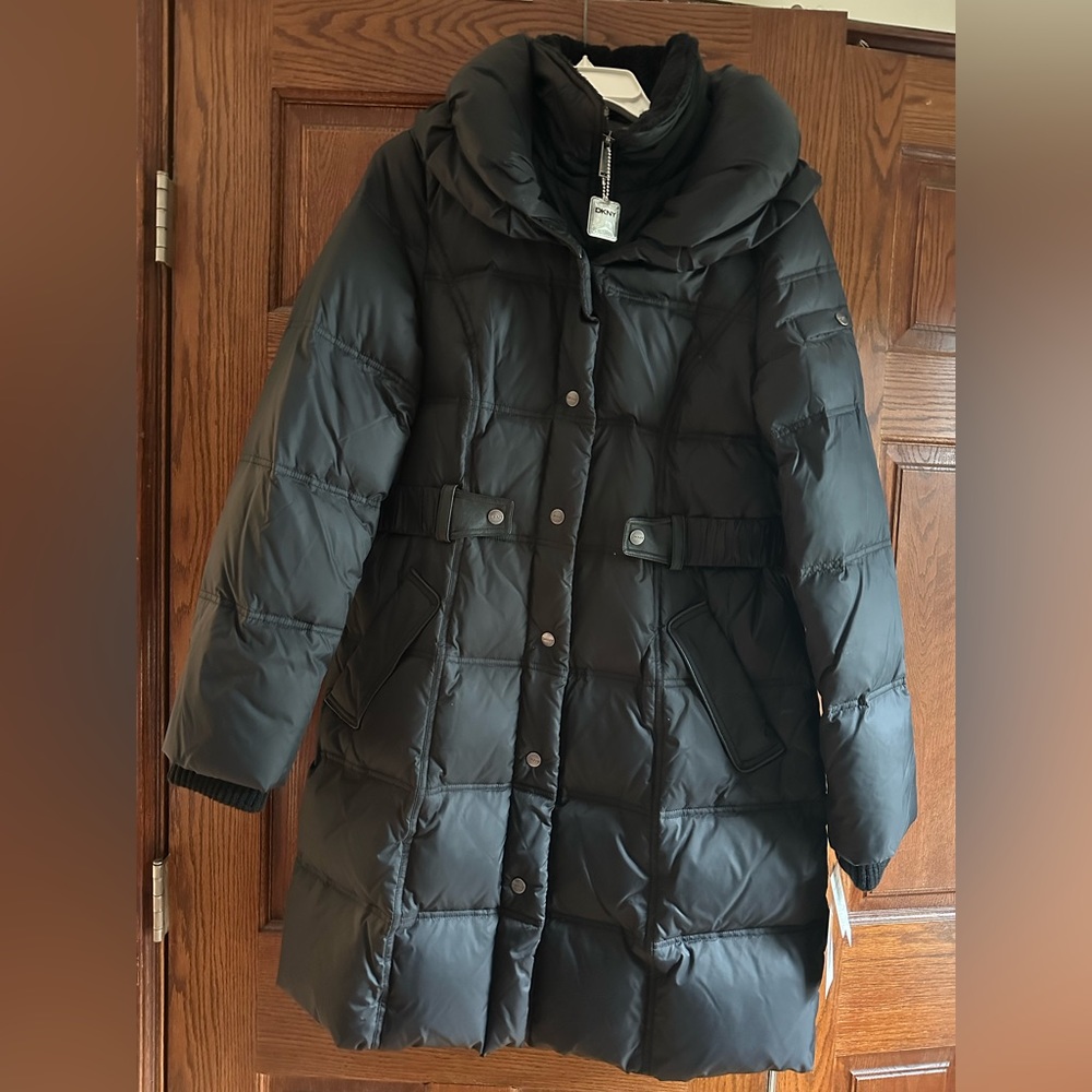 DNKY Women’s Puffer Jacket